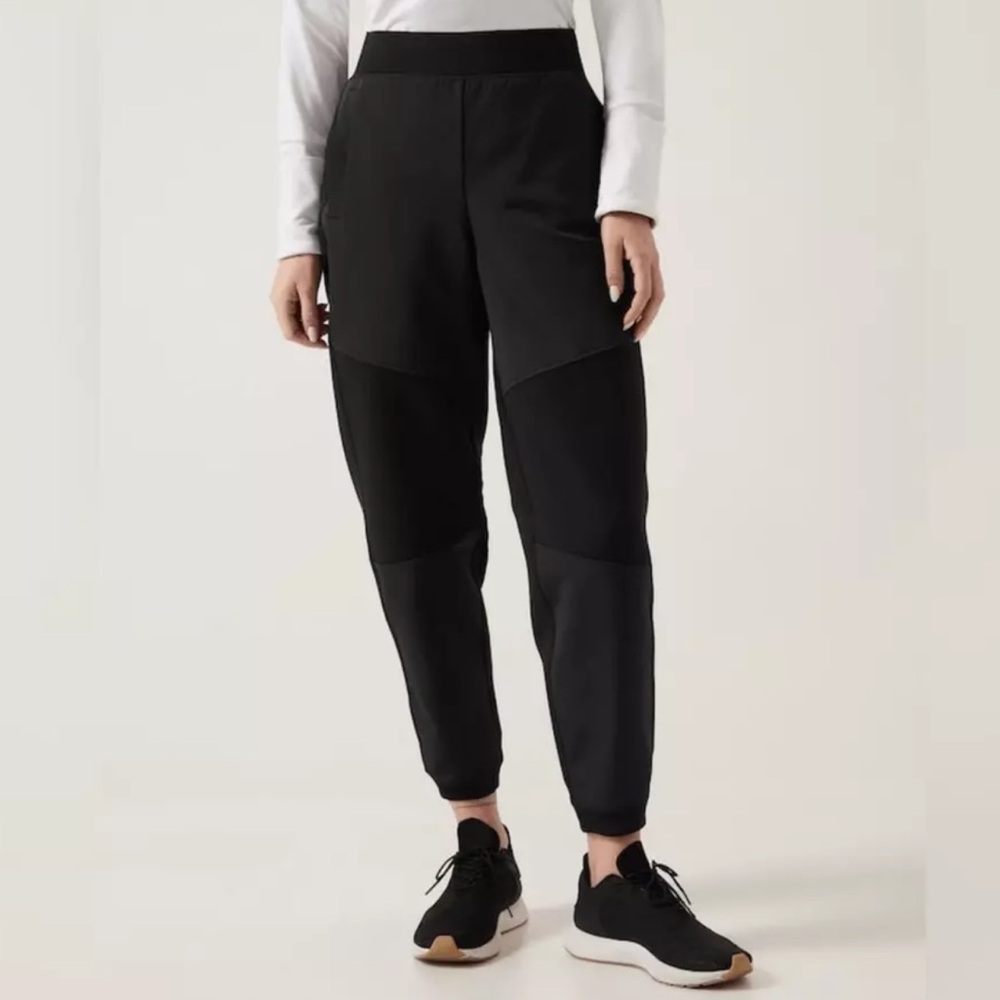 Athleta Black Get Set Hybrid Joggers Size Medium
